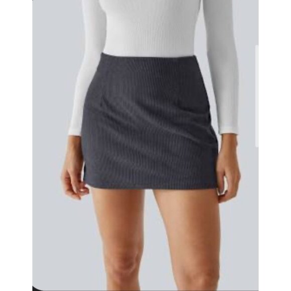 Halara High Waisted Corduroy Casual Skirt with Shorts Sz Large Gray Invisible Zi - Picture 1 of 7